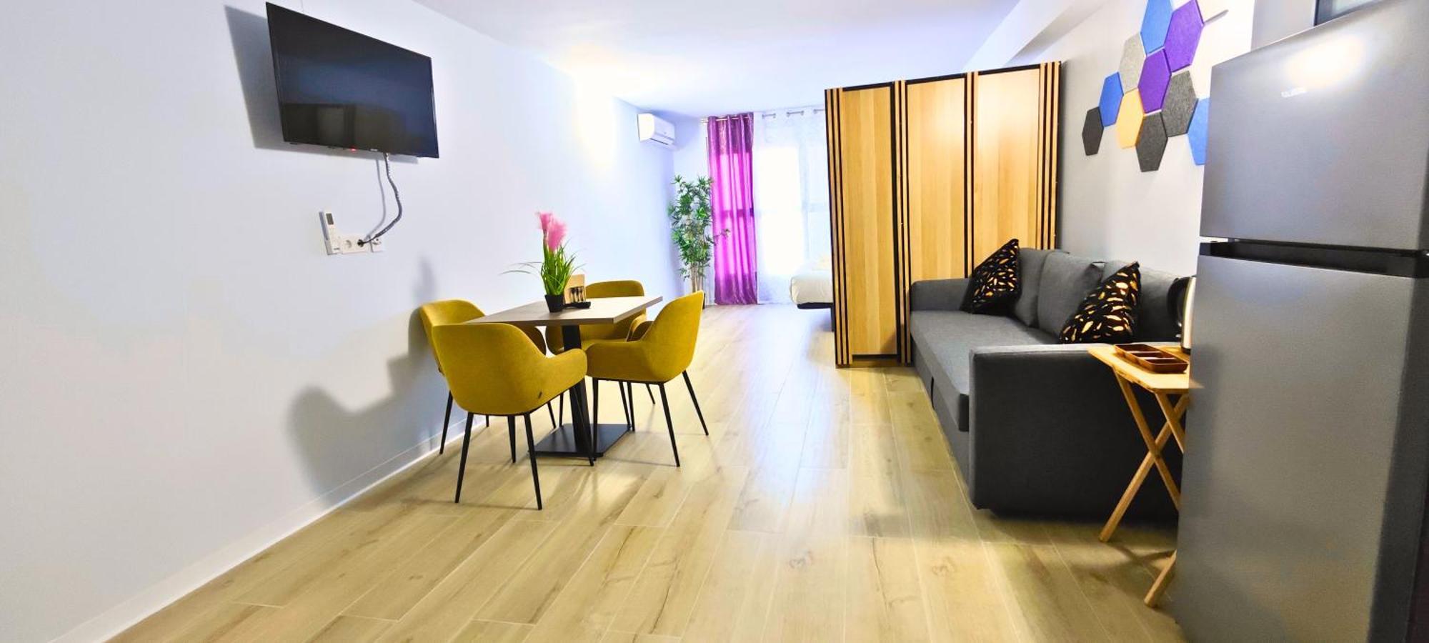 Ynfinity Aparthotel Valencia Buitenkant foto